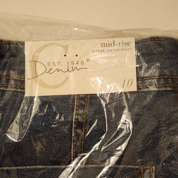 Cato Lace Up Denim Shorts - 10 - Picture 8 of 9